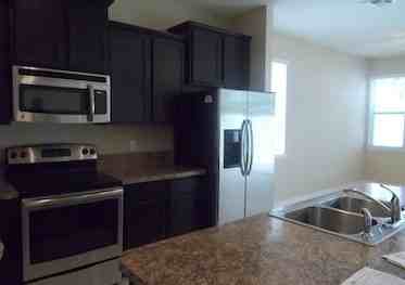 1111 Peterson Place - Photo 4 of 7