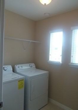 1111 Peterson Place - Photo 5 of 7