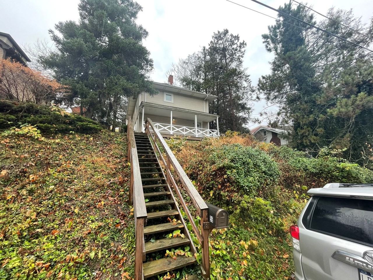 59 Pointview Road - Photo 2 of 2