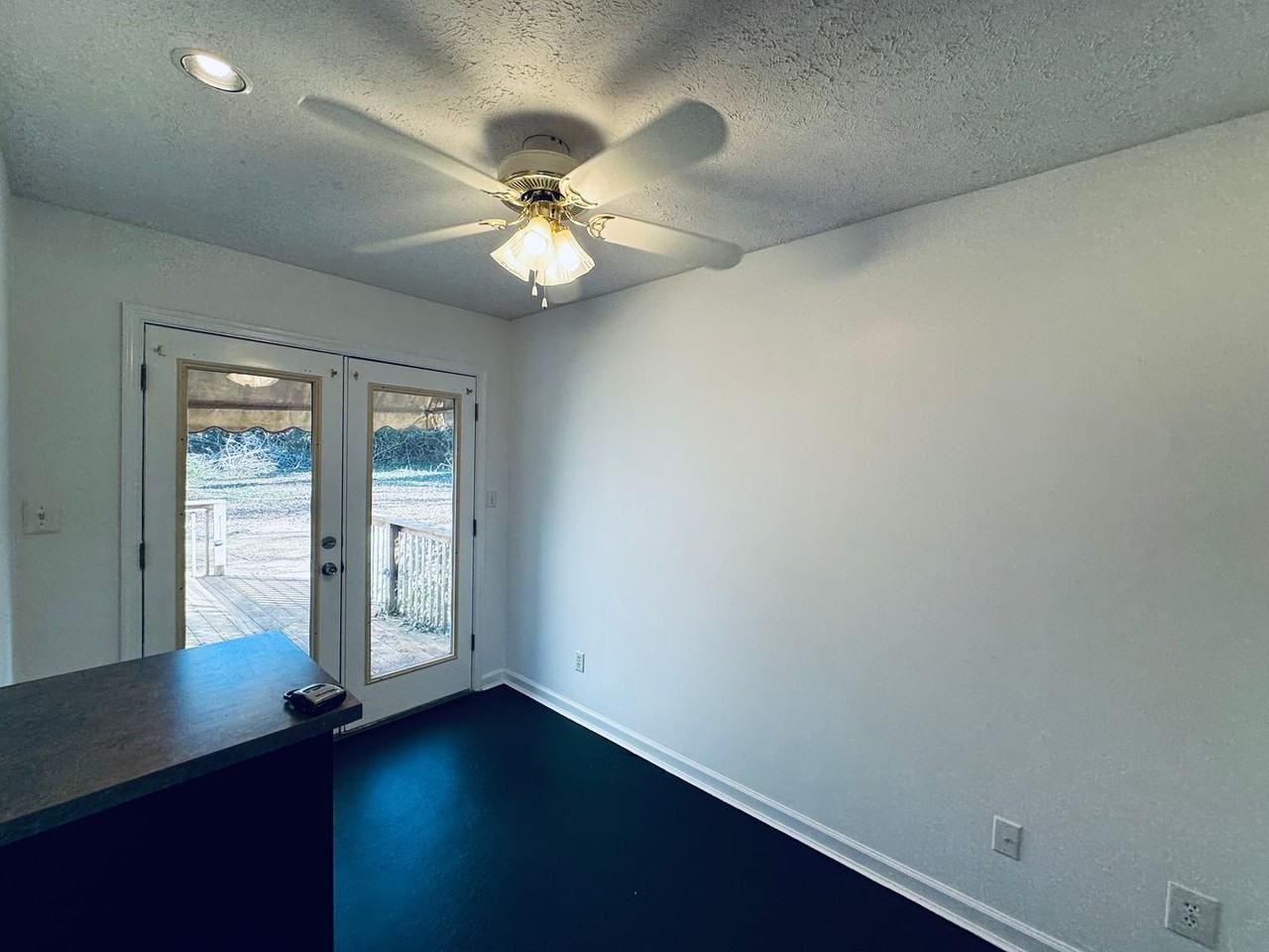 1104 Toledo Avenue - Photo 3 of 13