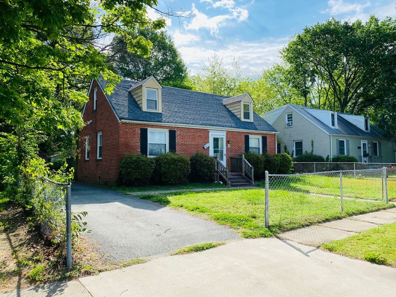 7 E 37th St - Photo 3 of 35