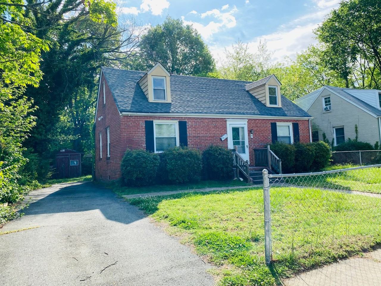 7 E 37th St - Photo 4 of 35