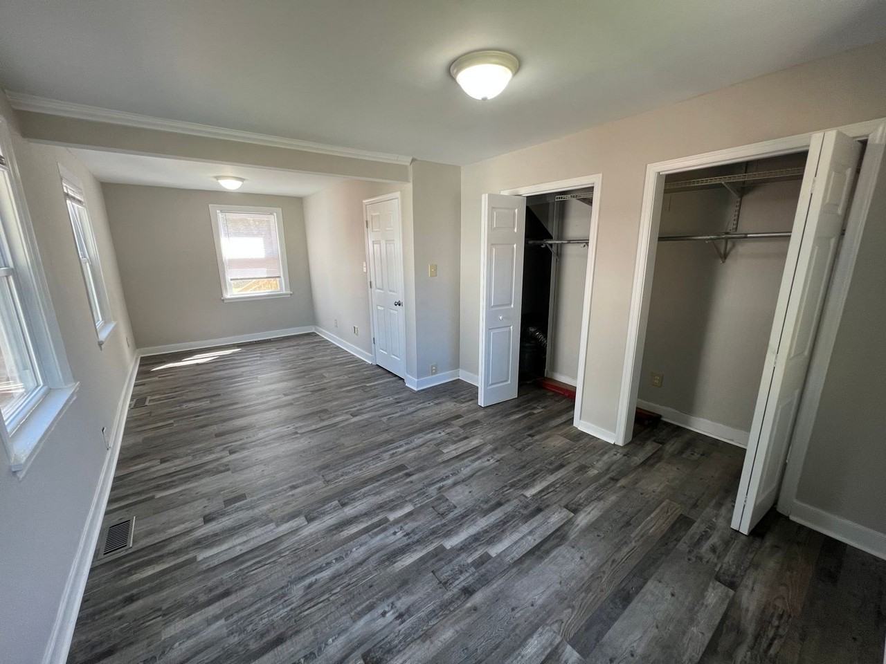 7 E 37th St - Photo 6 of 35