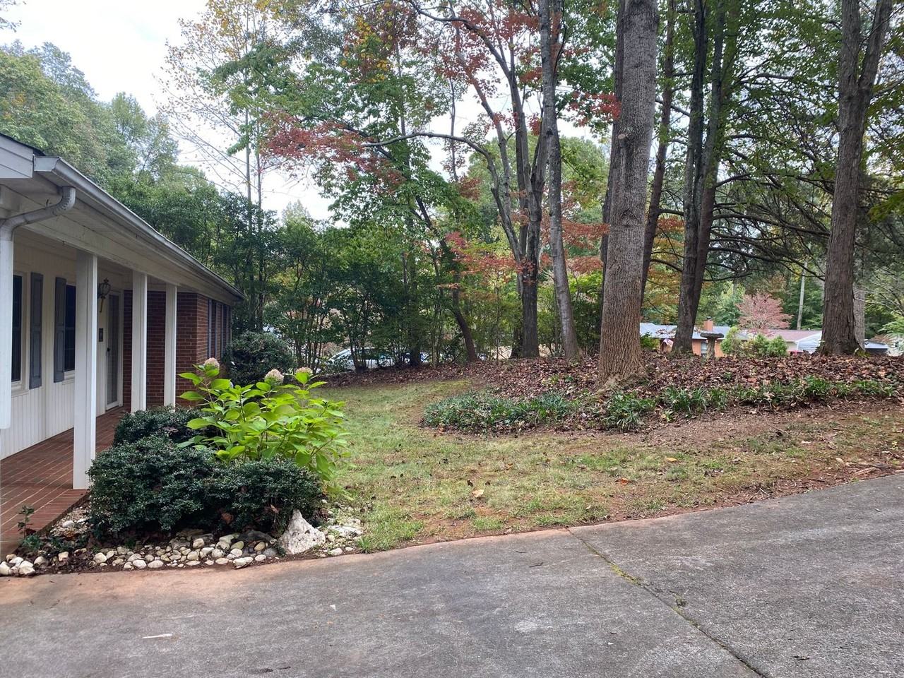 2104 Cottage Place - Photo 4 of 29