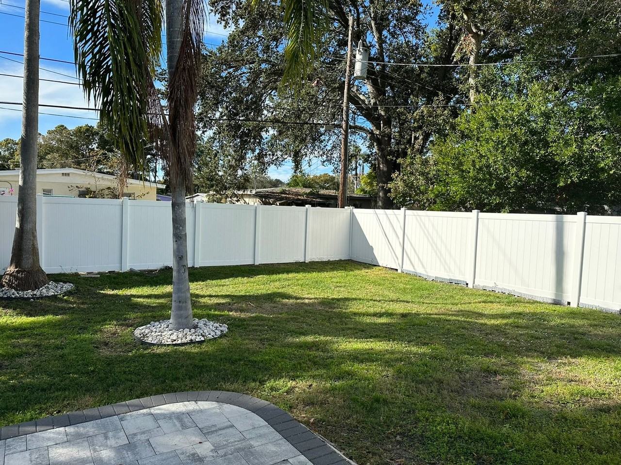 8848 92nd St - Photo 5 of 28