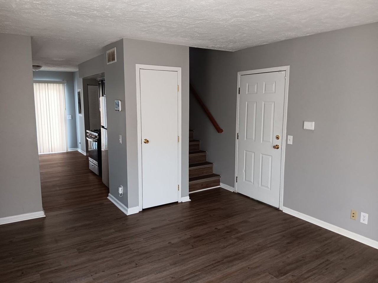 514 S Wittenberg Ave - Photo 3 of 21