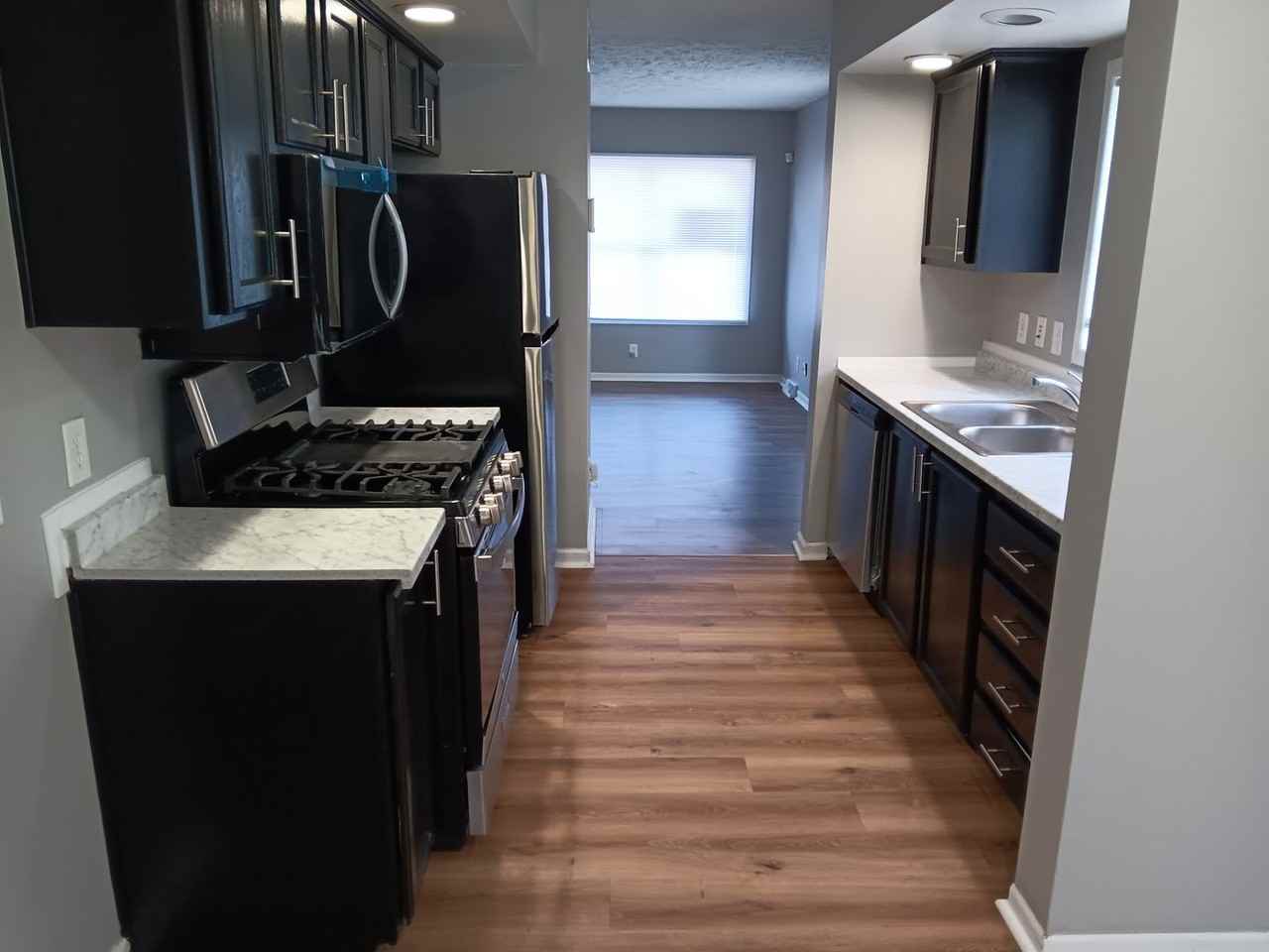 514 S Wittenberg Ave - Photo 5 of 21