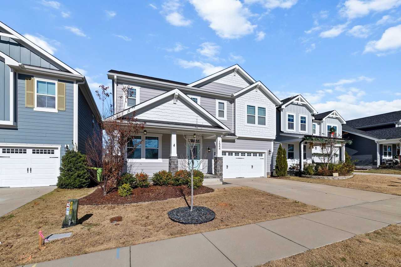 1544 Silver Elm Ln - Photo 2 of 44