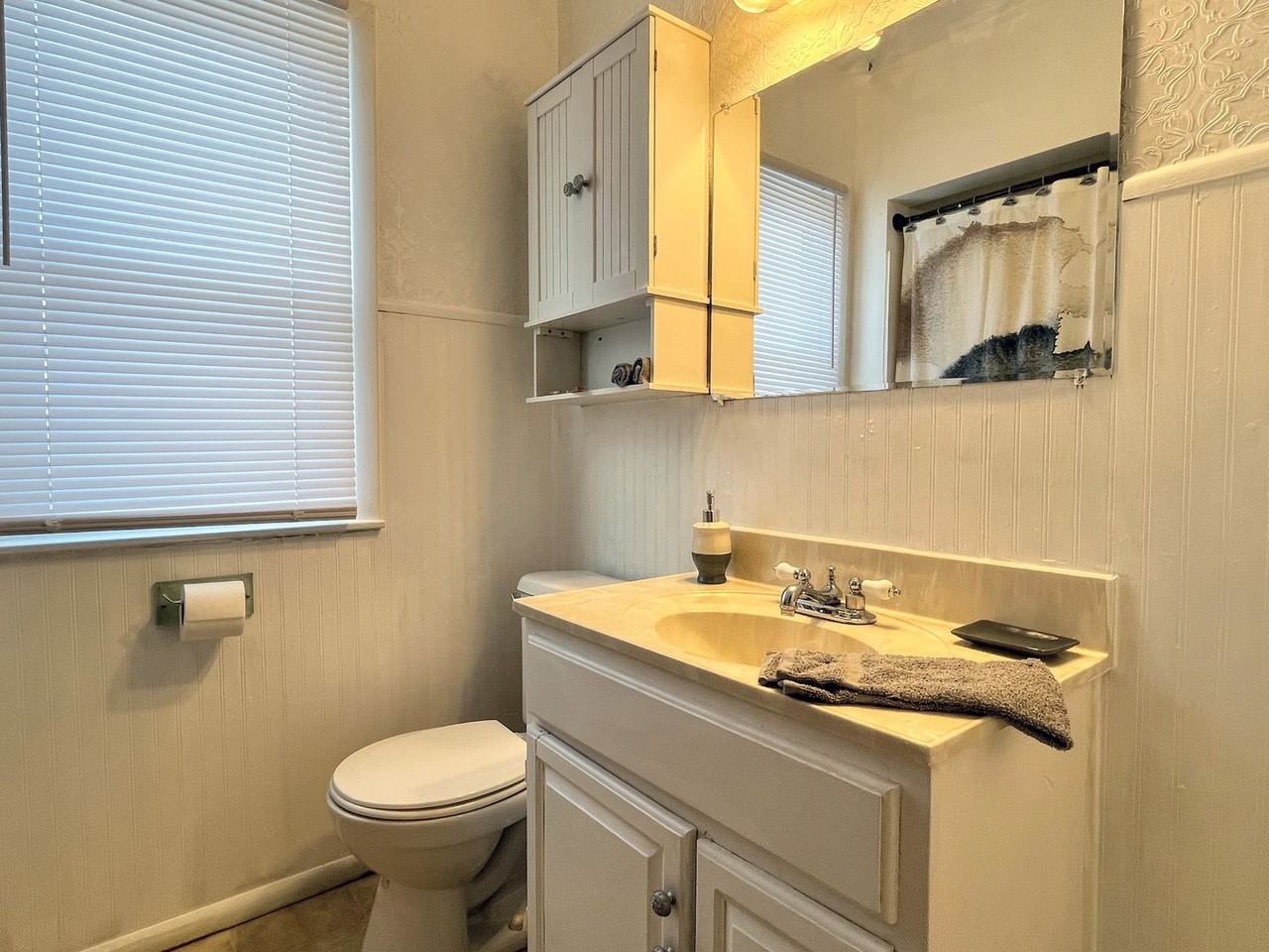 58 Gilbert Ave - Photo 6 of 13