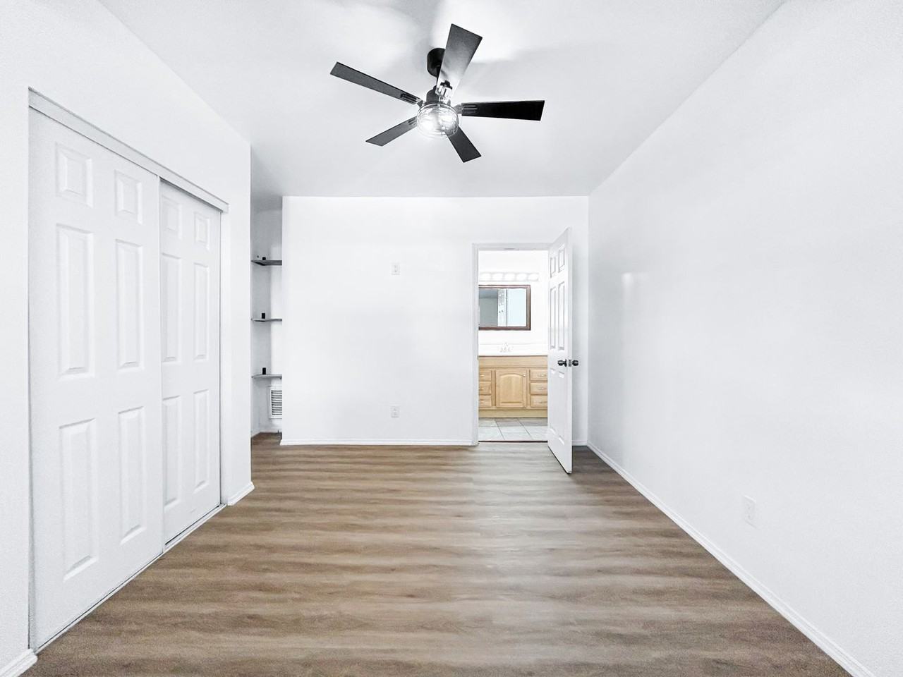 3684 14th Avenue Southeast - Photo 6 of 13