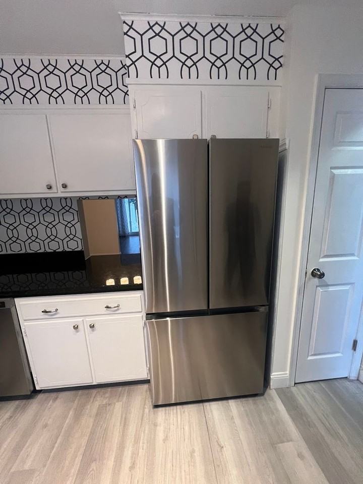 1914 Andre Court - Photo 3 of 18