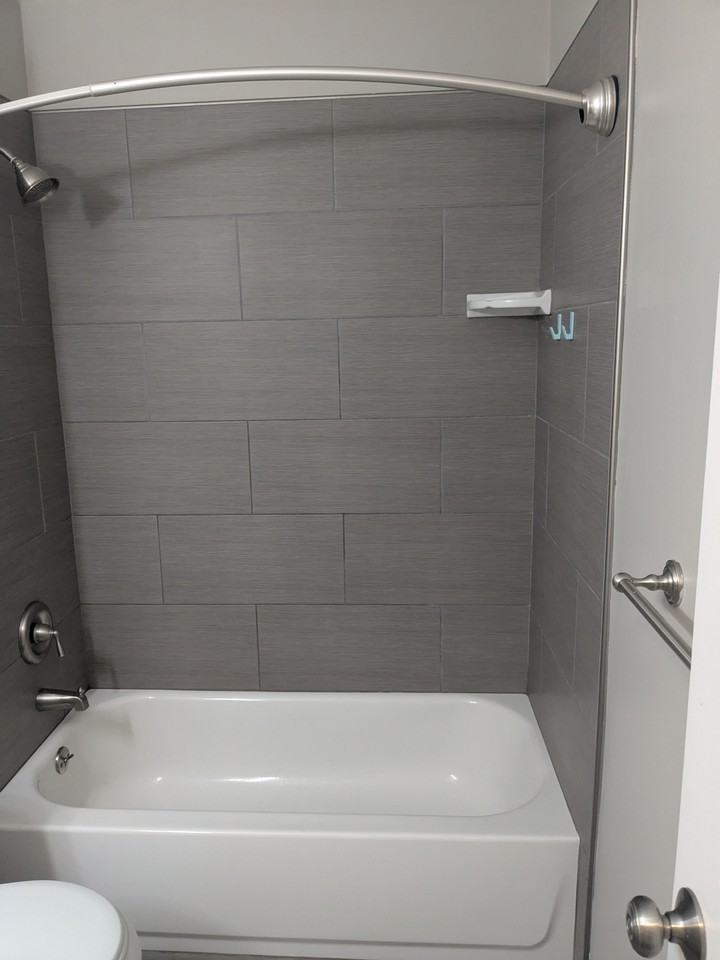 Crestview Estates 1 bedroom 1 bath lower level - Photo 5 of 10