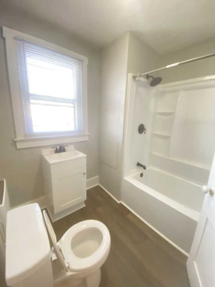 226 South Detroit Street #226-5 - Photo 5 of 7