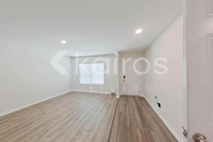 354 Common Reed Drive - Photo 4 of 35