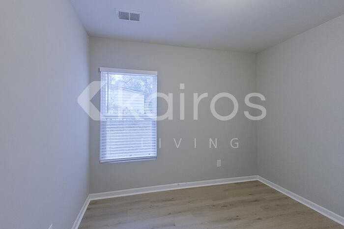 5029 Old Magnolia Ln - Photo 5 of 19