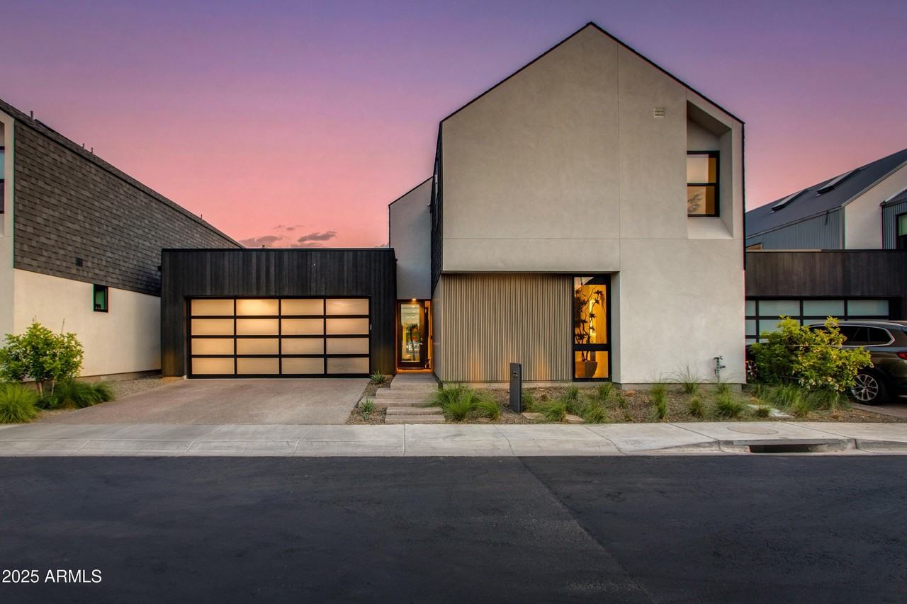 1333 Pomelo Grove Lane - Photo 2 of 18