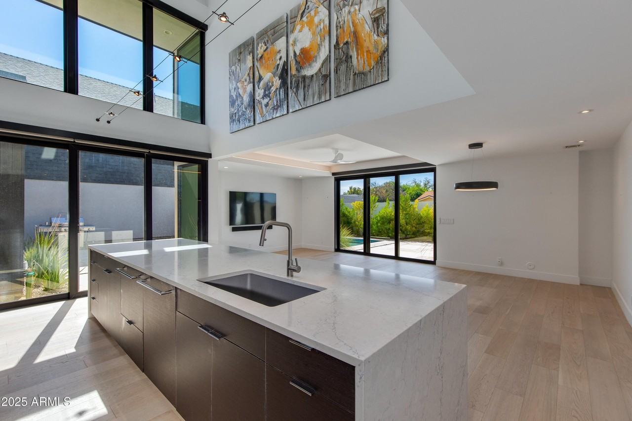 1333 Pomelo Grove Lane - Photo 3 of 18