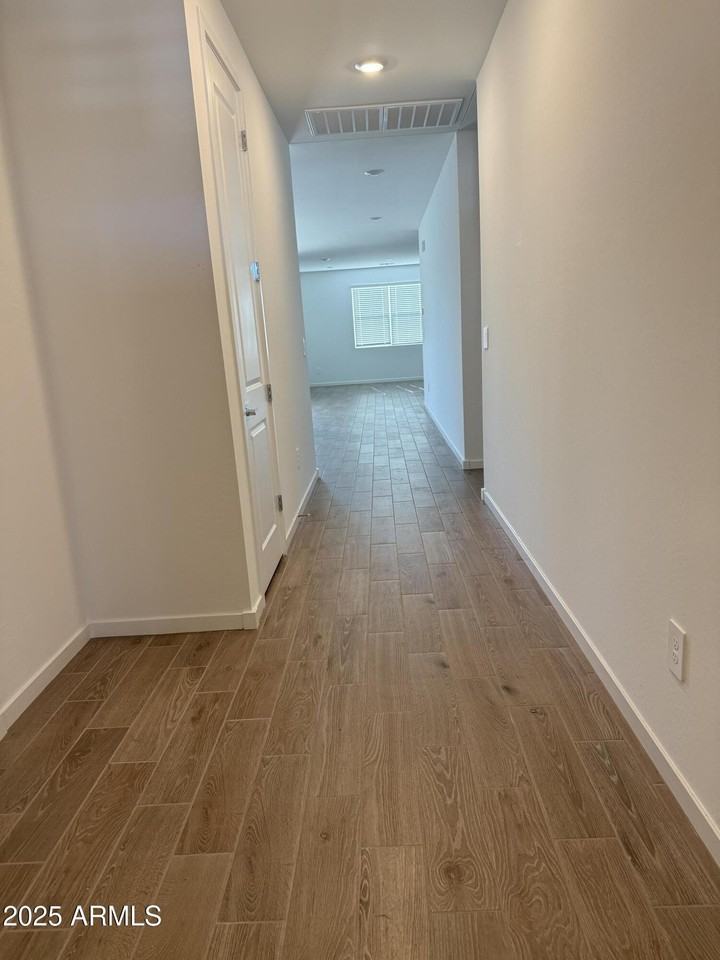 24433 W Grenadine Rd - Photo 4 of 15