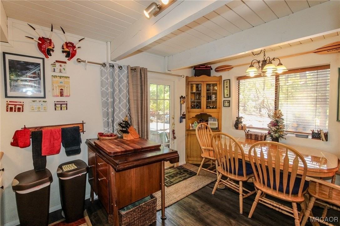 699 Santa Barbara Ave - Photo 5 of 35