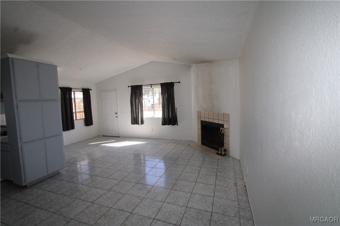 813 Fir Ln - Photo 3 of 14