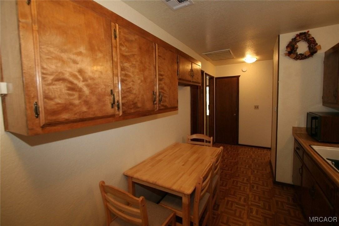 441 W Aeroplane Blvd - Photo 4 of 20