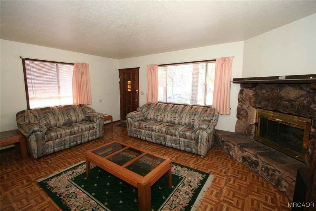 441 W Aeroplane Blvd - Photo 7 of 20