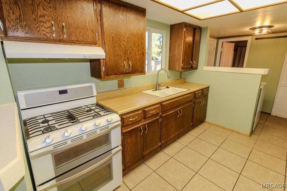 964 Pine Ln - Photo 6 of 24