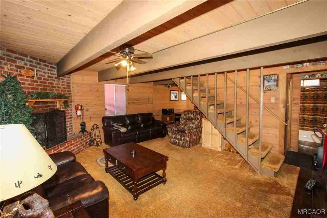 692 San Bernardino Avenue - Photo 2 of 20