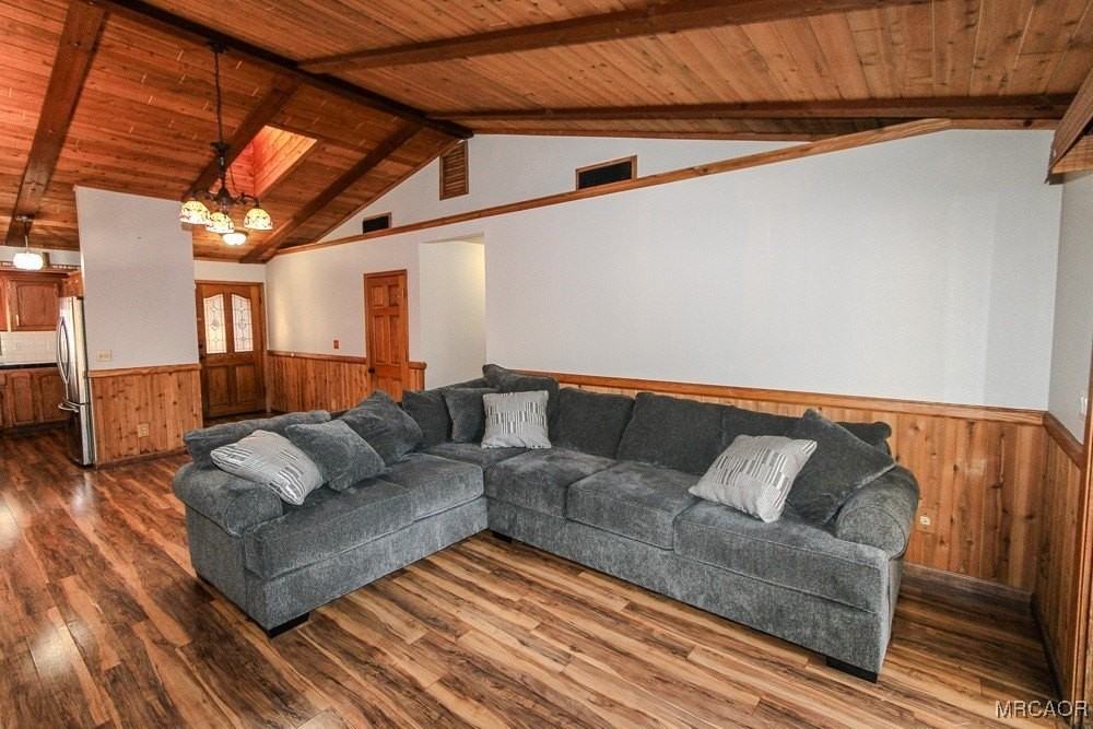 401 E Lane - Photo 6 of 39