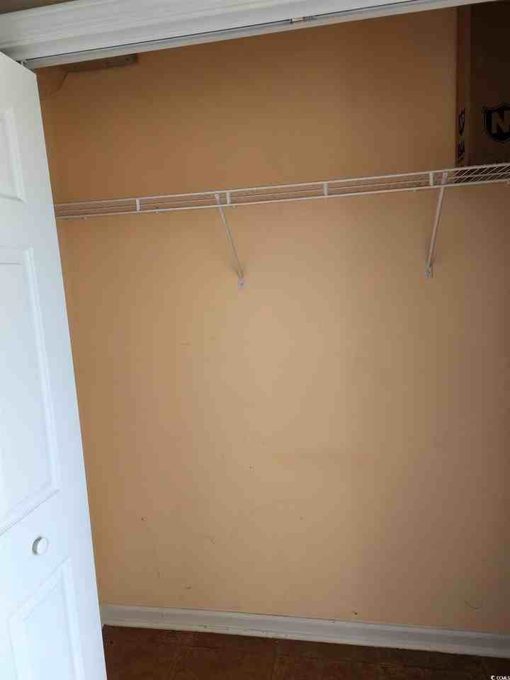 2360 Clandon Drive - Photo 7 of 40