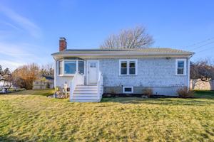 featured image of 7 Columbus Avenue