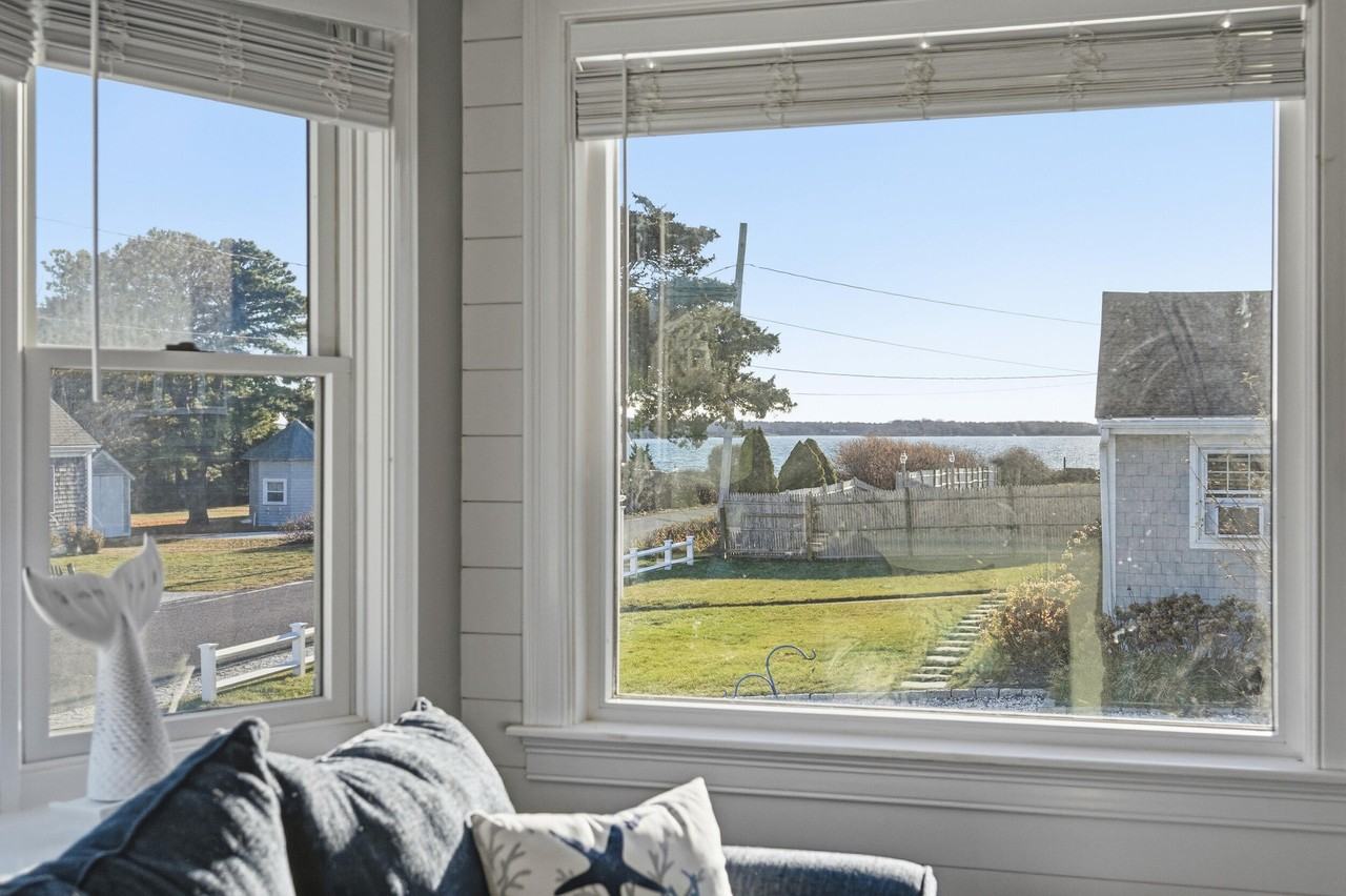 7 Columbus Ave - Photo 4 of 27