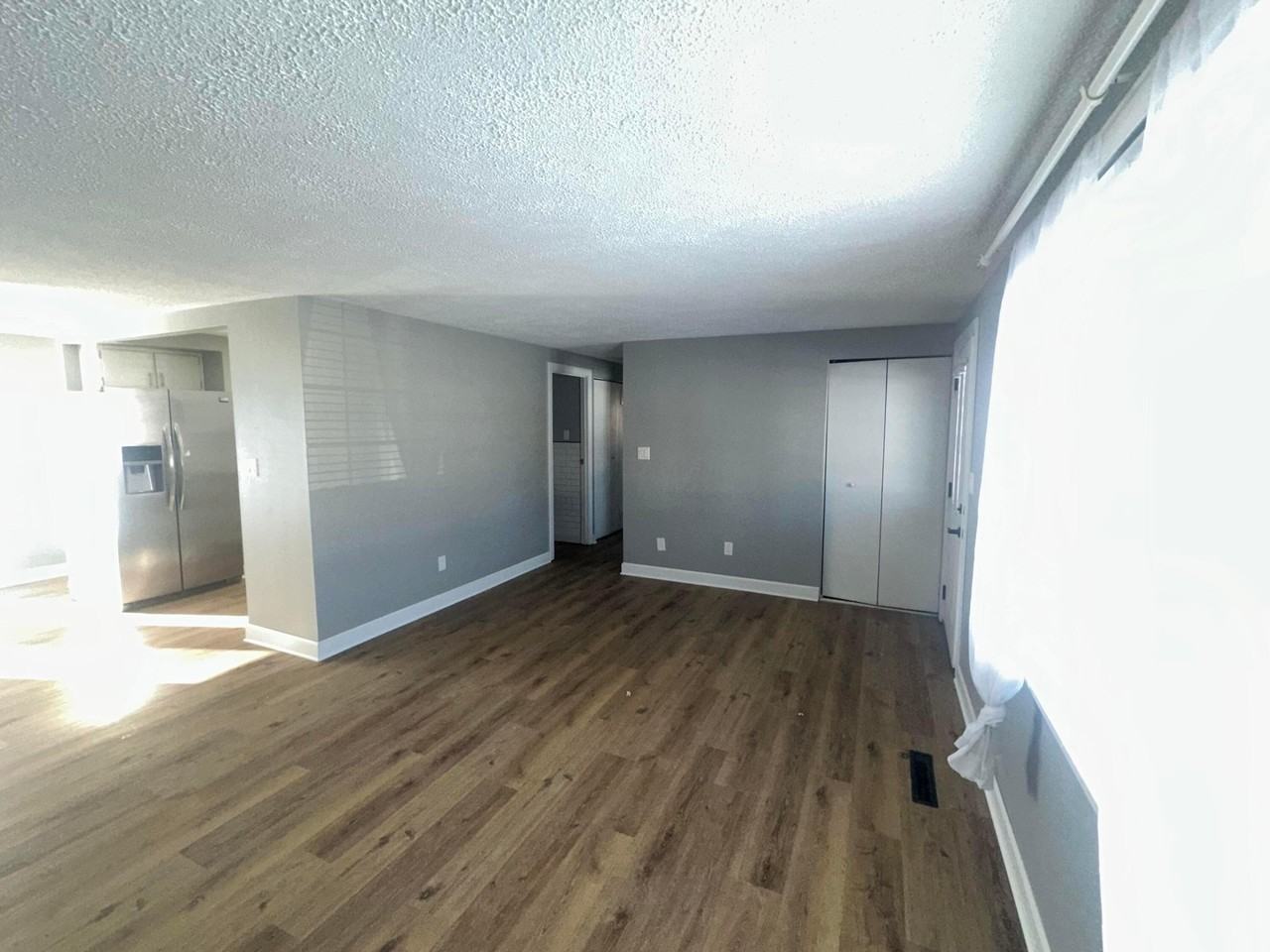 3535 Paris Boulevard - Photo 2 of 21