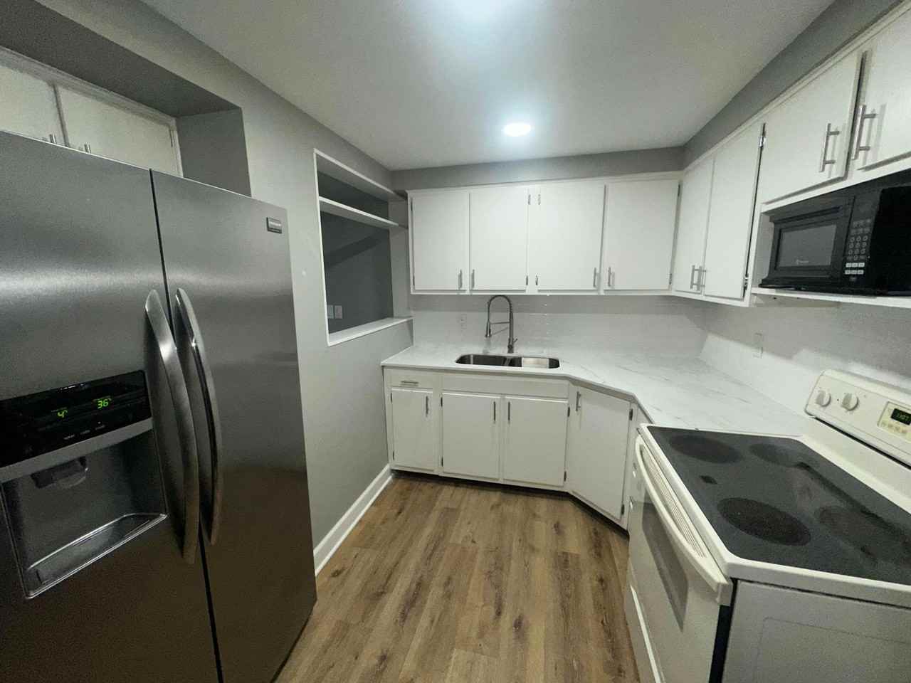 3535 Paris Boulevard - Photo 5 of 21