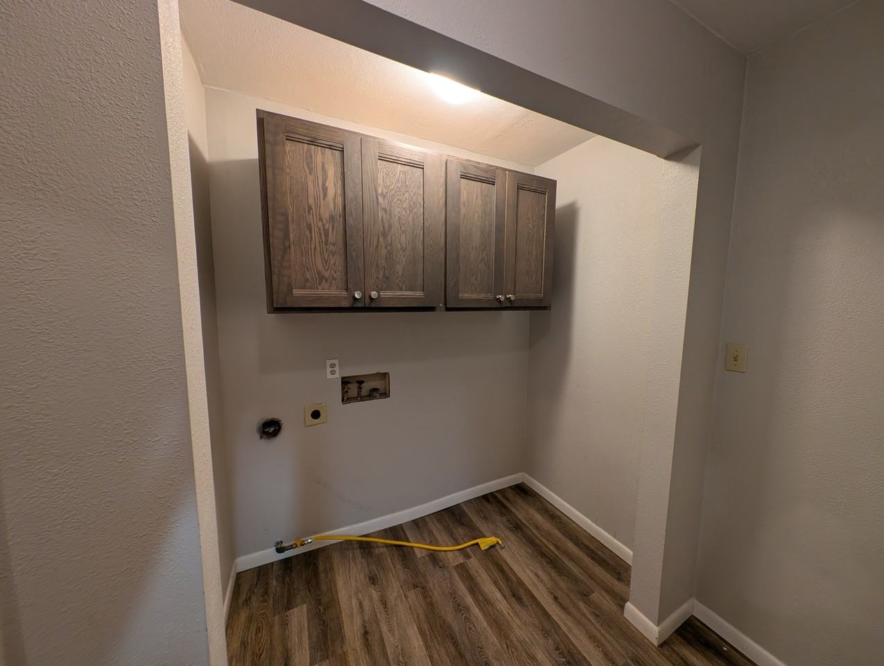 1912 East 55th Place #1 - Photo 4 of 12