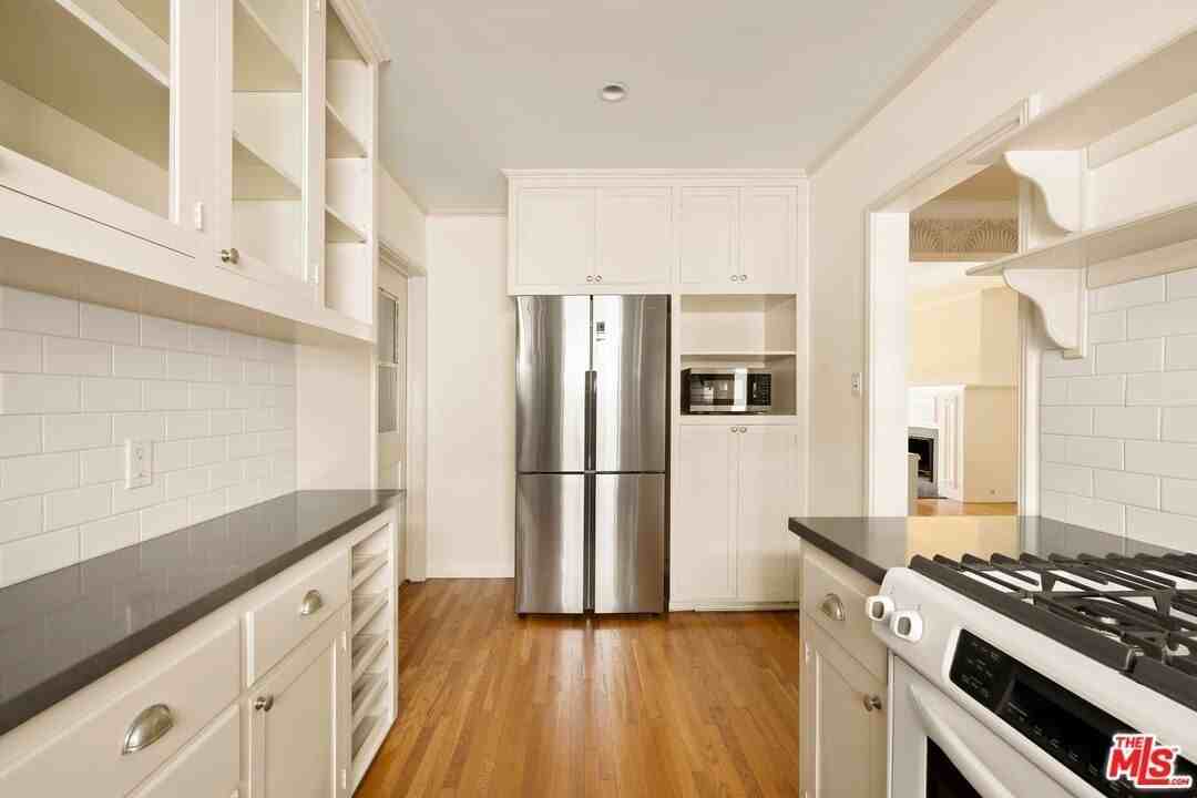 1344 N Crescent Heights Blvd Apt 3 #3 - Photo 6 of 12