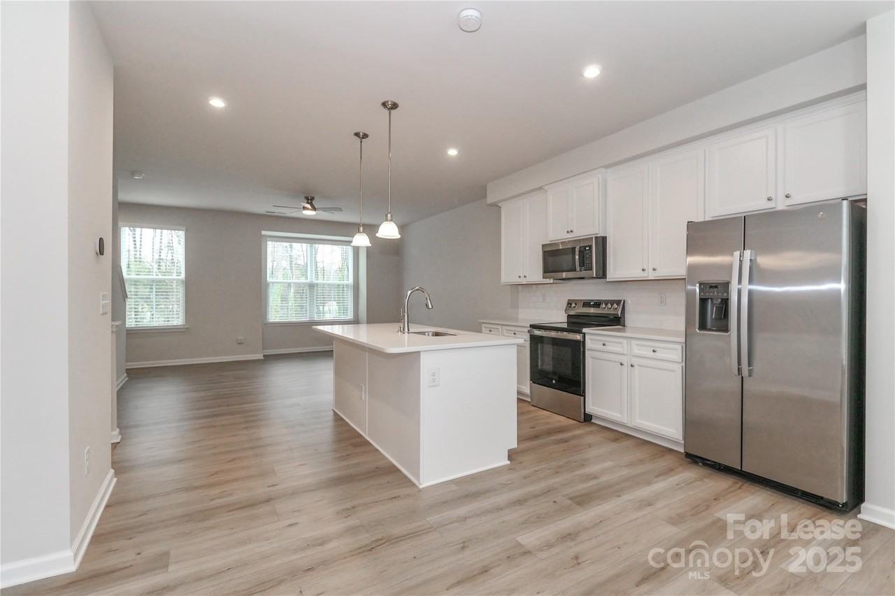 5038 Springarn Ct - Photo 2 of 47