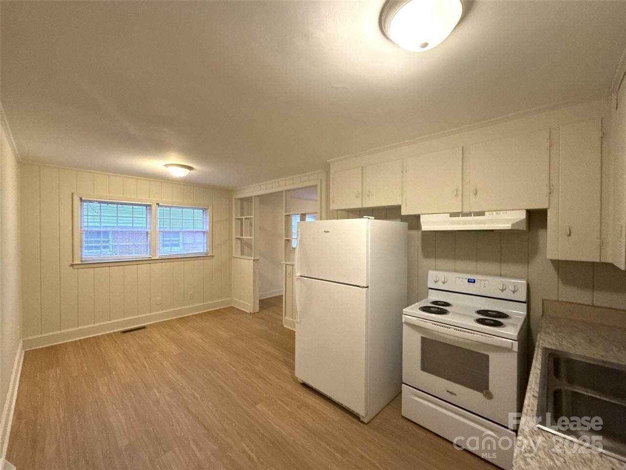 4409 Brooktree Dr - Photo 6 of 13