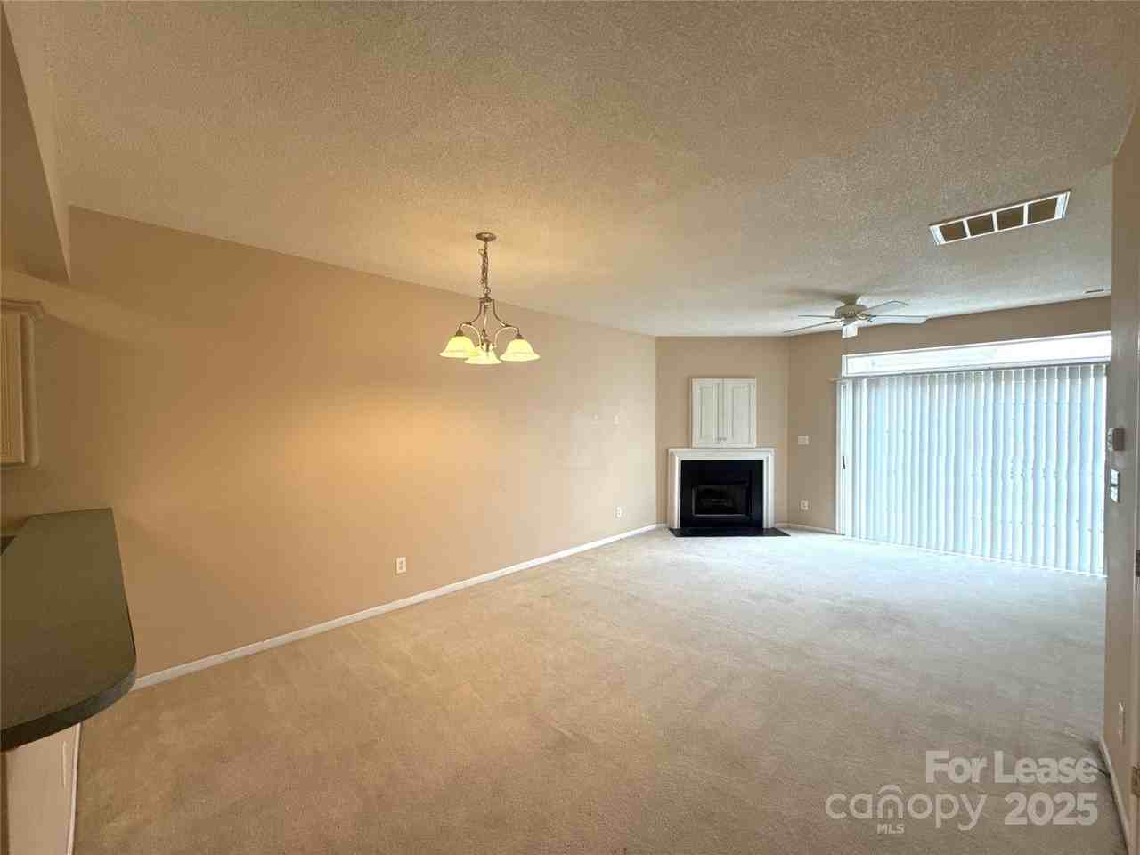 1515 Sylvia Ct - Photo 5 of 17