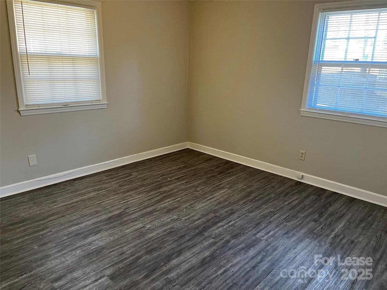 600 Montgomery Avenue #3 - Photo 6 of 9