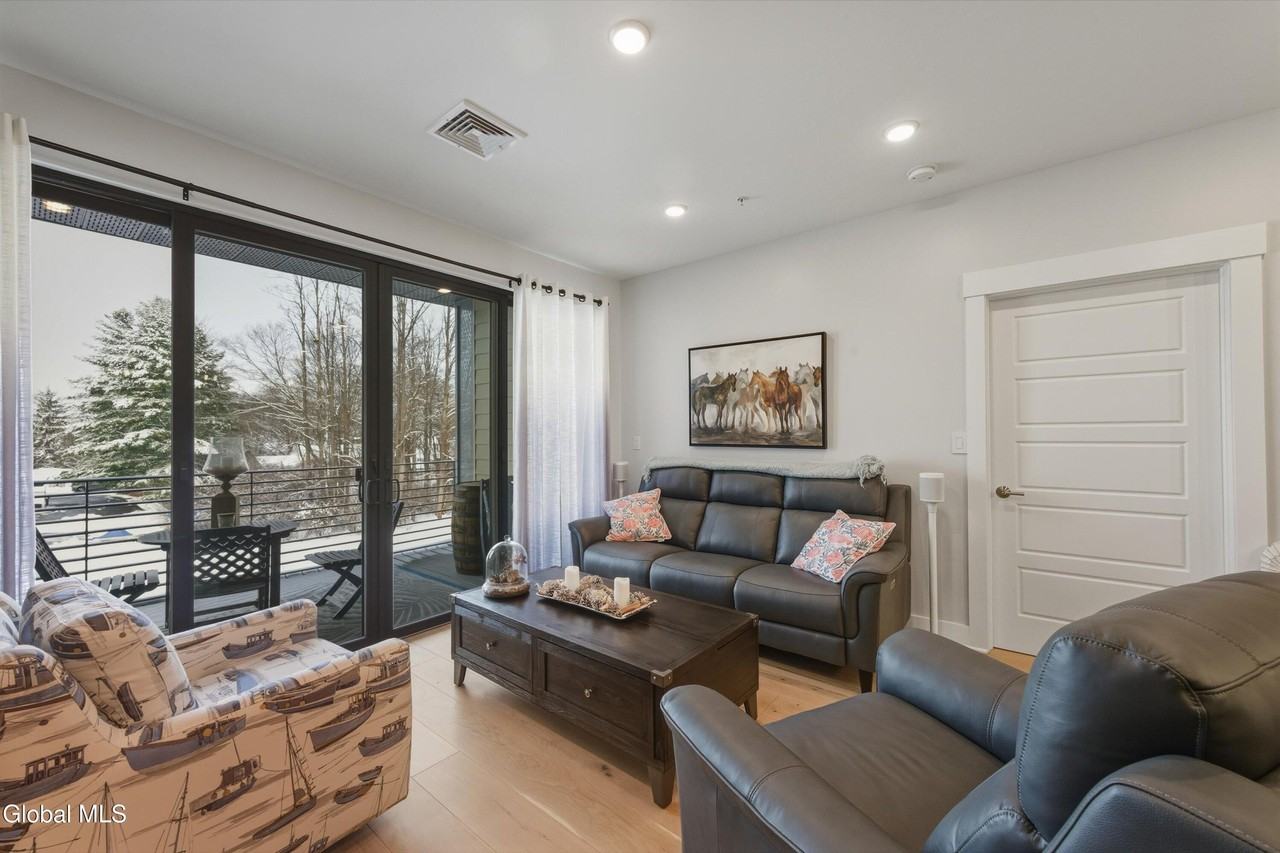 116 West Avenue #305 - Photo 2 of 22