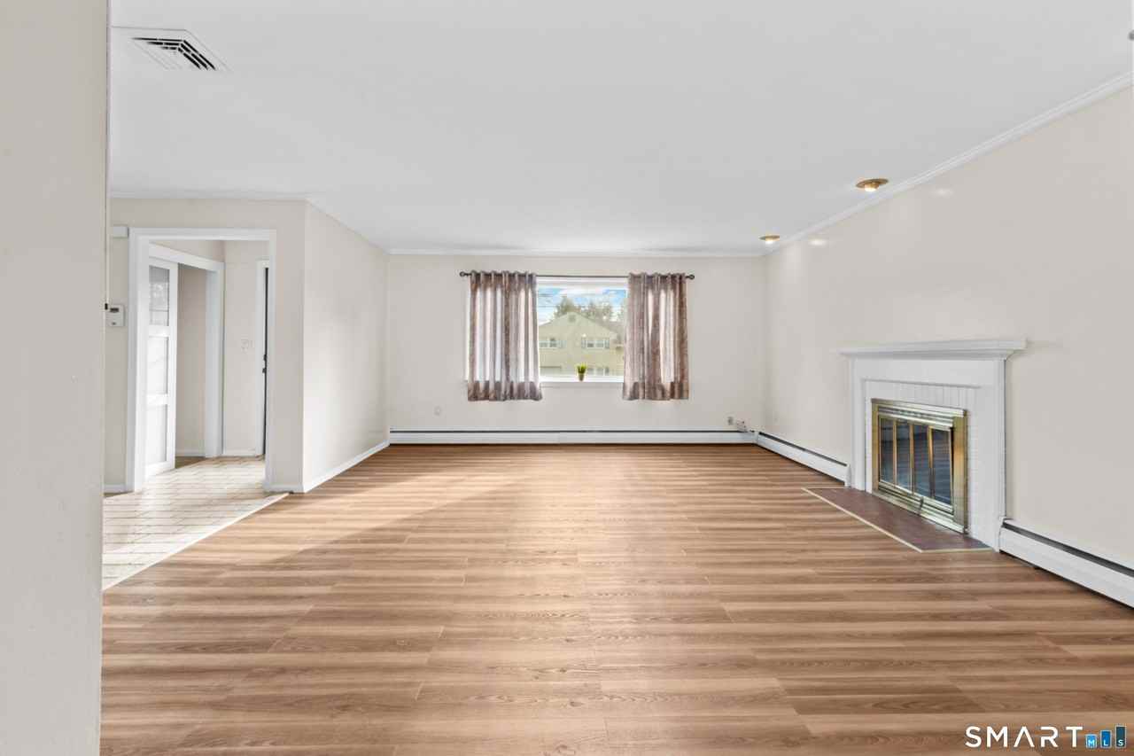 92 Hilldale Road - Photo 7 of 37