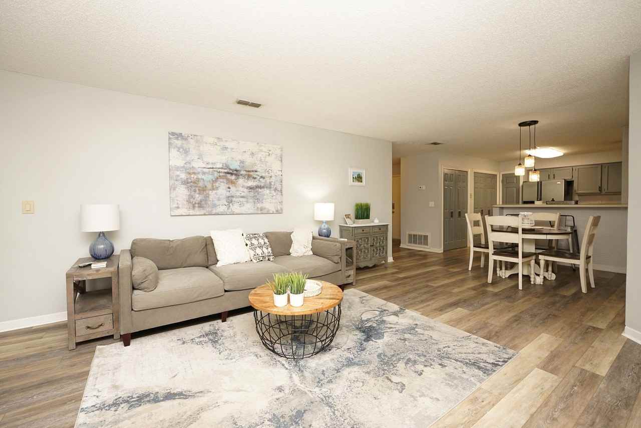 55 Bay Dr Apt 2202 #2202 - Photo 7 of 29