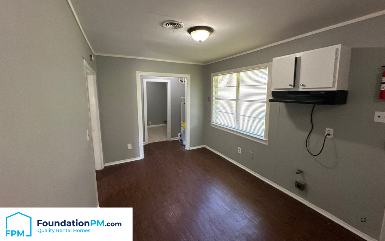 3934 Hammett Drive #1 - Photo 4 of 17