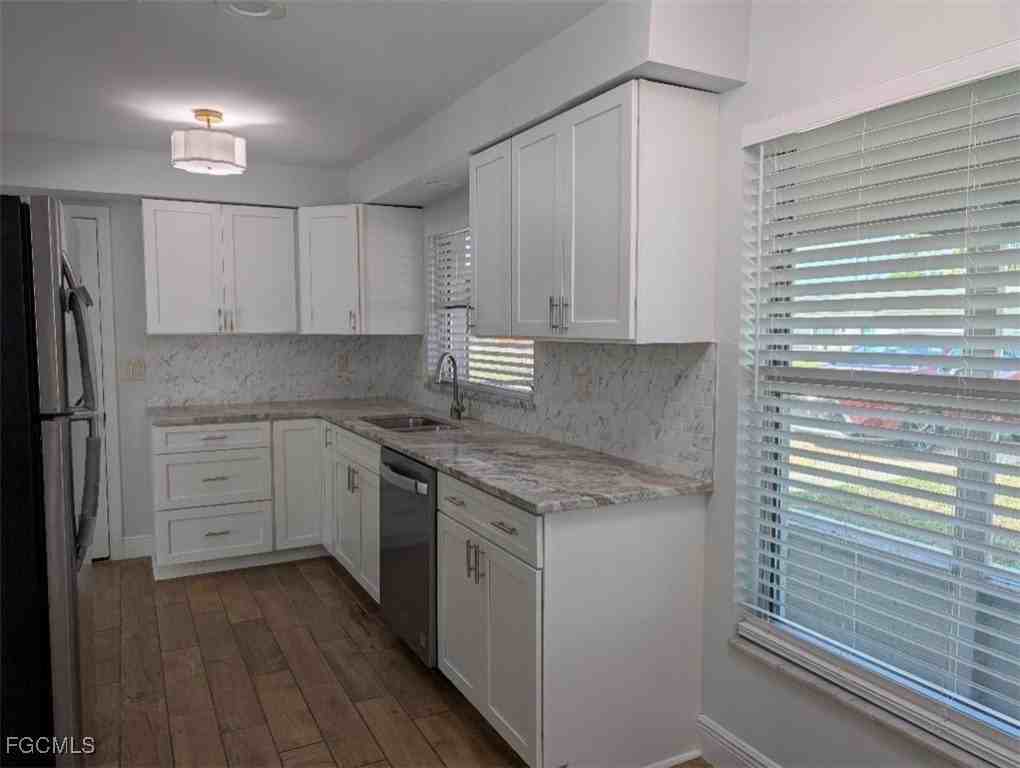 256 Se 46th Ter - Photo 5 of 15