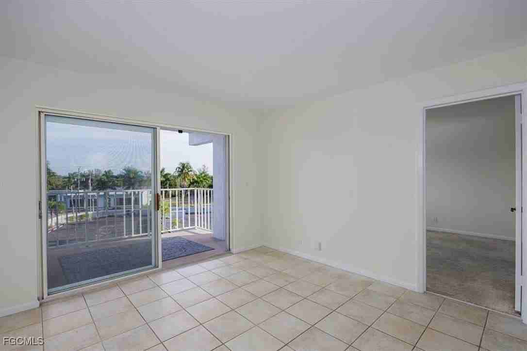 2885 Palm Beach Blvd Unit 308 #308 - Photo 3 of 35