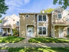 featured image of 18 Pond View Dr