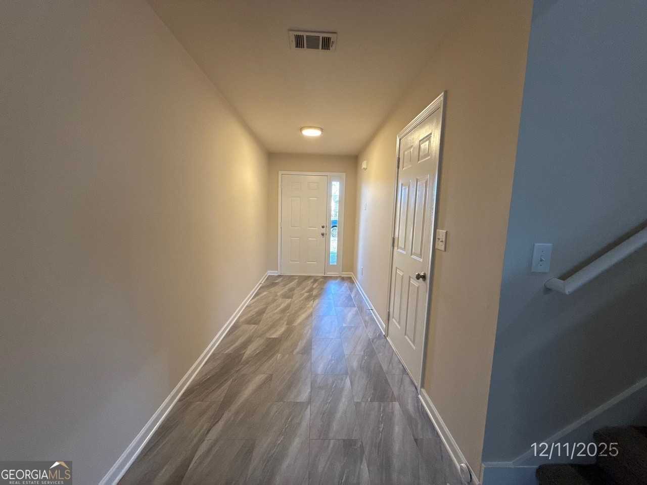 1122 Mcconaughy Ct - Photo 2 of 13