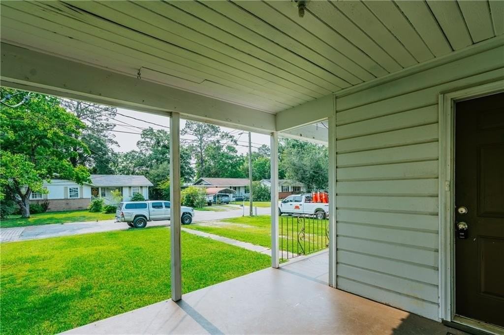 100 Esplanade Ave - Photo 4 of 20