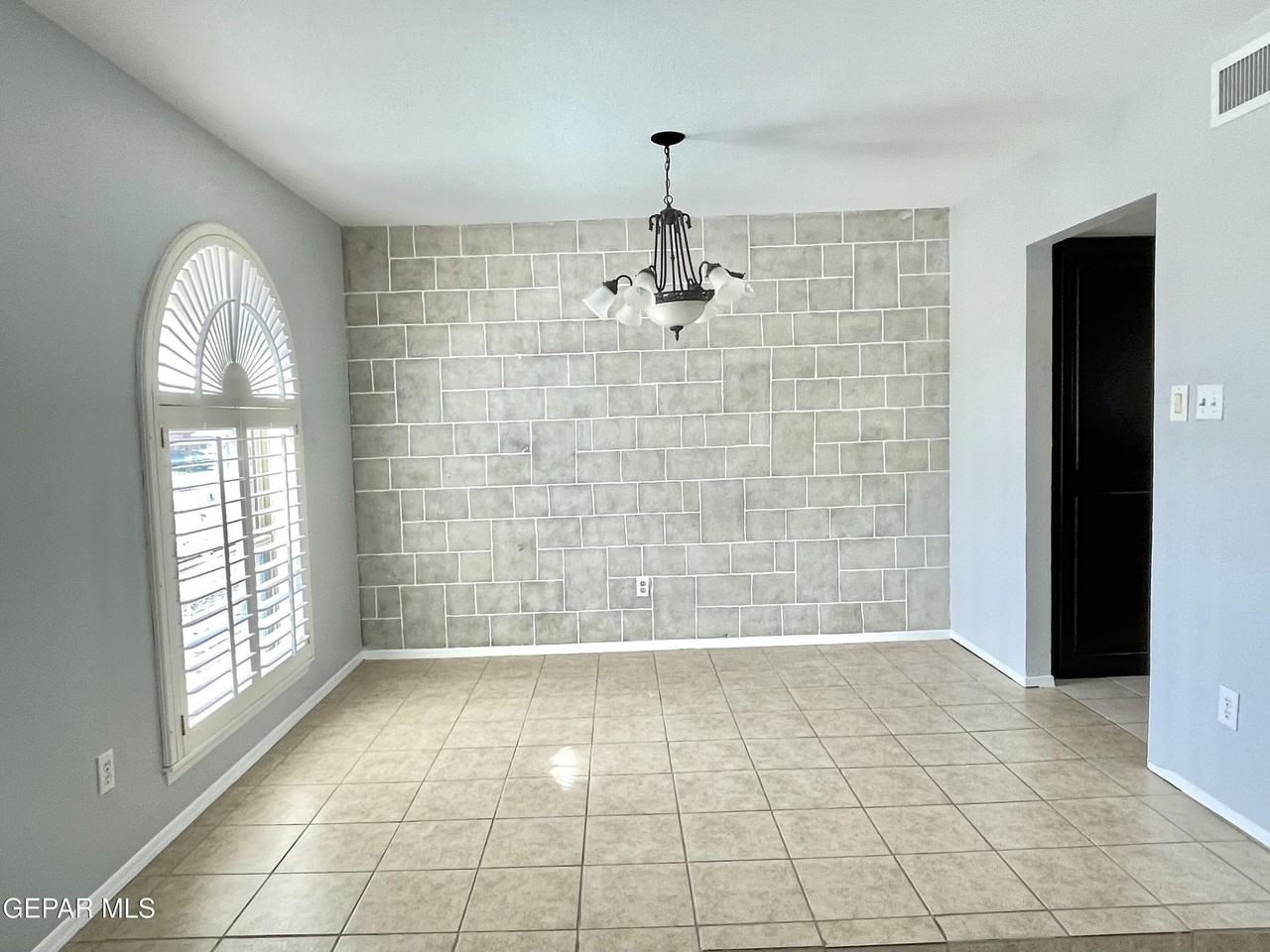 11417 Rex Baxter Drive - Photo 5 of 21